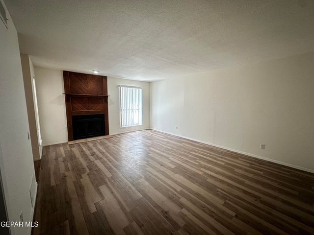 336 VILLA CANTO Street, El Paso, TX 79912