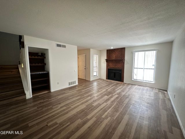 336 VILLA CANTO Street, El Paso, TX 79912
