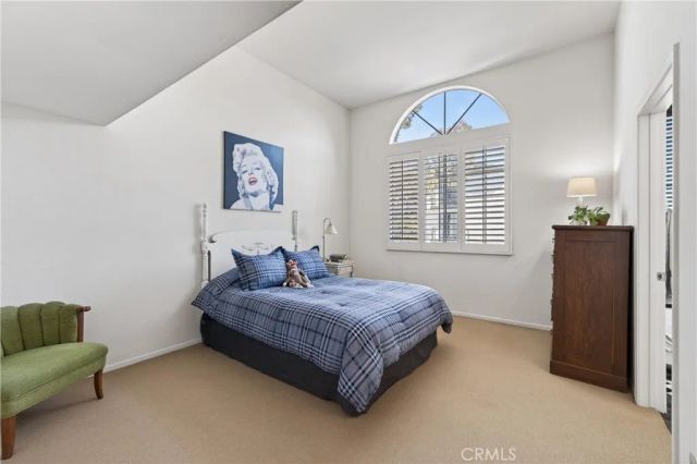 4464 Moorpark 104, Toluca Lake, CA 91602