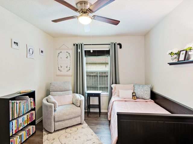 1043 Mustang Court, Little Elm, TX 75068