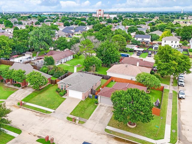 1043 Mustang Court, Little Elm, TX 75068