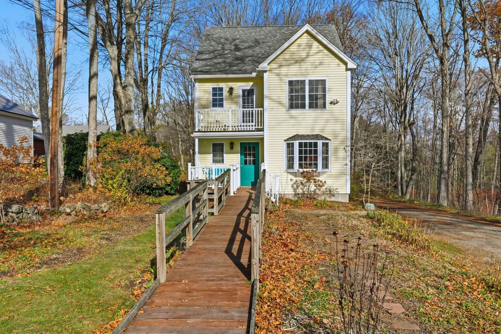 13 Elm Street, Antrim, NH 03440