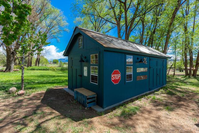 30394 J Road, Hotchkiss, CO 81419