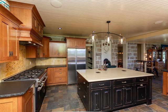 30394 J Road, Hotchkiss, CO 81419