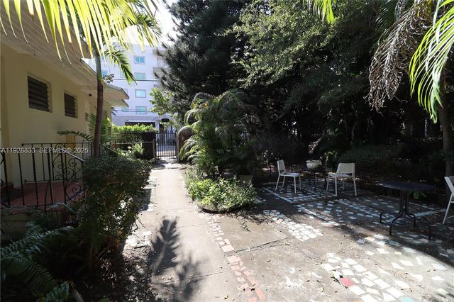 777 NE 85th St 3, Miami, FL 33138