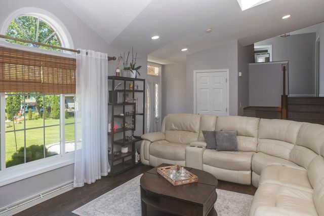 N2664 GRAND PATH, Wautoma, WI 54982