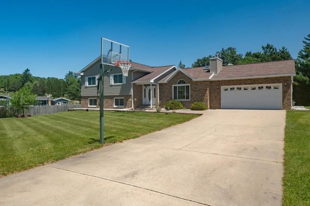 N2664 GRAND PATH, Wautoma, WI 54982
