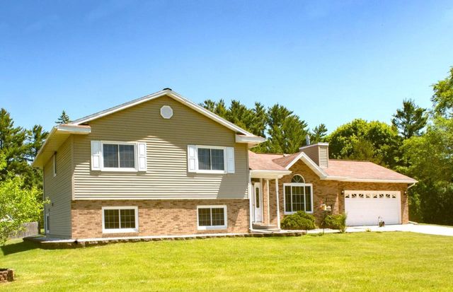 N2664 GRAND PATH, Wautoma, WI 54982