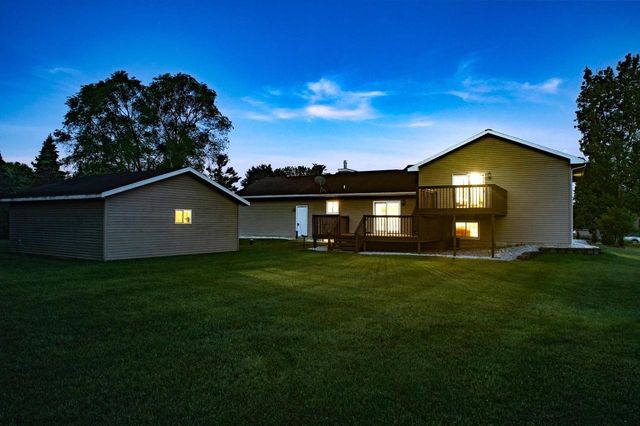 N2664 GRAND PATH, Wautoma, WI 54982