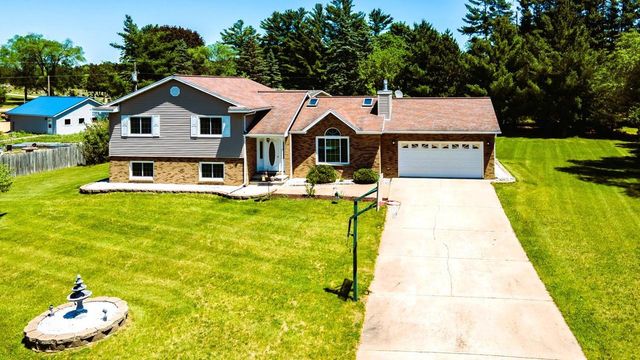 N2664 GRAND PATH, Wautoma, WI 54982