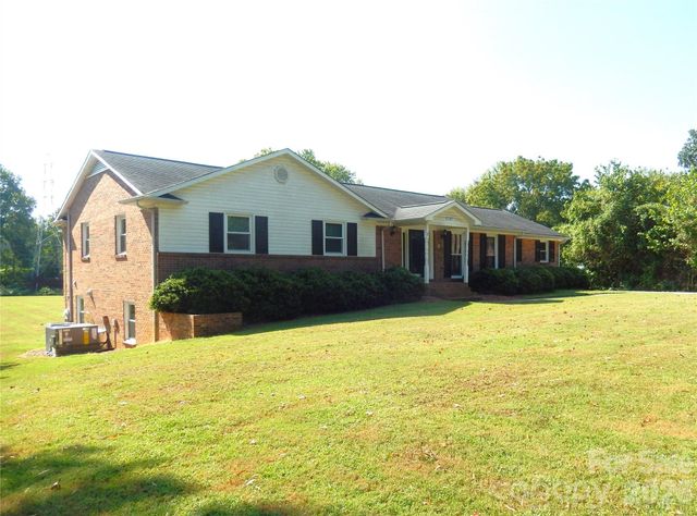 6700 Pine Lake Lane, Mint Hill, NC 28227