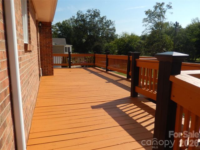 6700 Pine Lake Lane, Mint Hill, NC 28227