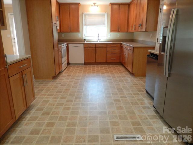 6700 Pine Lake Lane, Mint Hill, NC 28227
