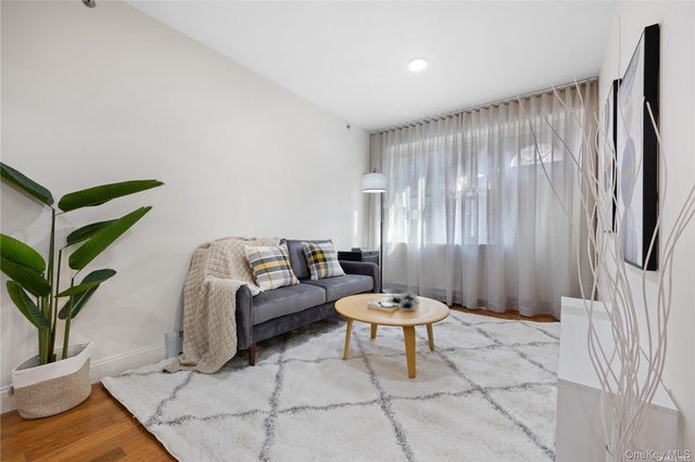 141-15 Cherry Avenue 3E, Flushing, NY 11355