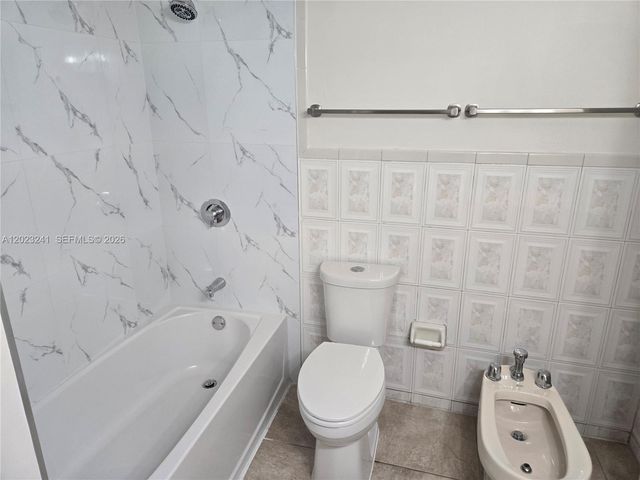 9440 SW 169th St 00, Palmetto Bay, FL 33157