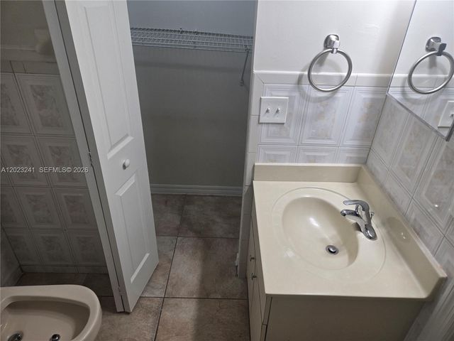 9440 SW 169th St 00, Palmetto Bay, FL 33157