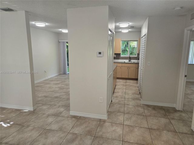 9440 SW 169th St 00, Palmetto Bay, FL 33157