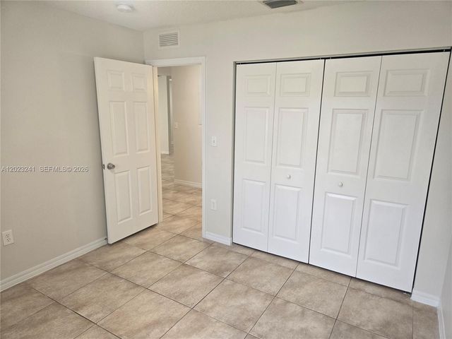 9440 SW 169th St 00, Palmetto Bay, FL 33157