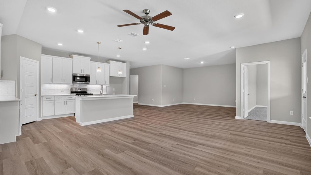 1509 SHELDON Drive, Desoto, TX 75115 — photo 2