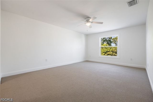 11674 Pointe Circle DR, Fort Myers, FL 33908