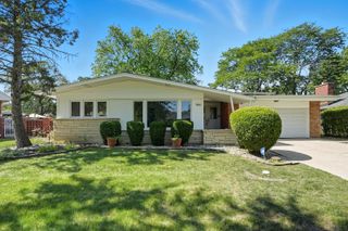 16410 University Avenue, South Holland, IL 60473