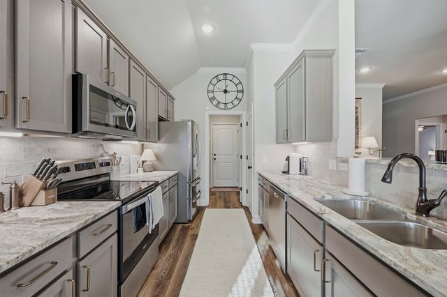 635 Nolan Drive, Sherman, TX 75092