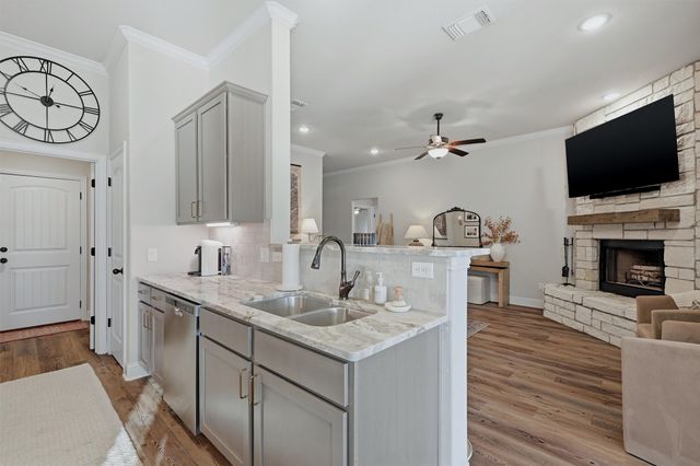 635 Nolan Drive, Sherman, TX 75092