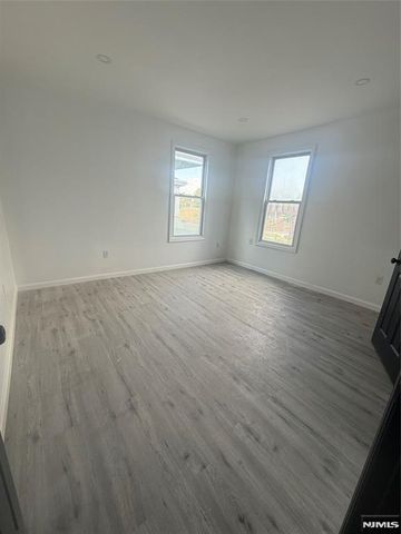 15 Winthrop Terrace 2, East Orange, NJ 07018