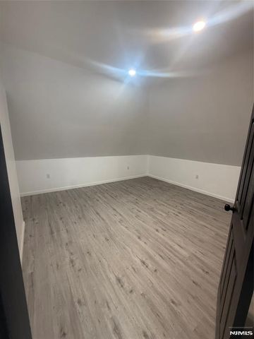 15 Winthrop Terrace 2, East Orange, NJ 07018