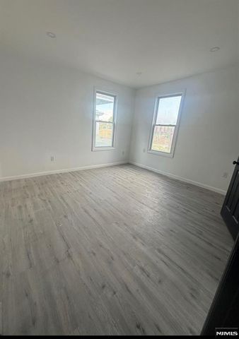 15 Winthrop Terrace 2, East Orange, NJ 07018