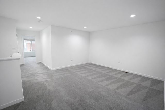 1128 Gillespie Lane 1128, Yorkville, IL 60560