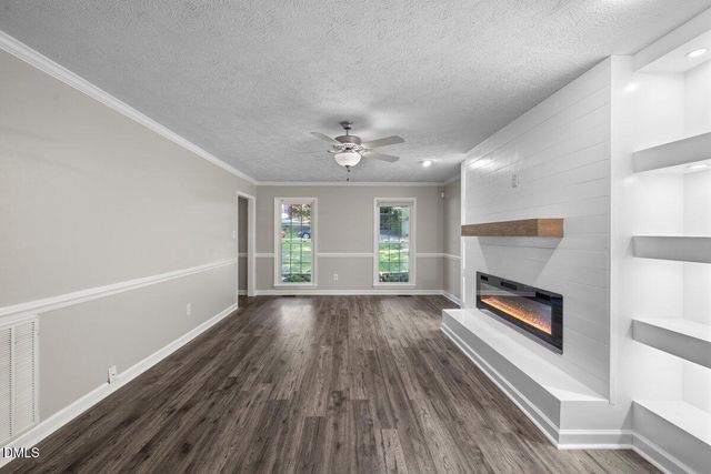 424 Newburgh Drive, Fayetteville, NC 28311