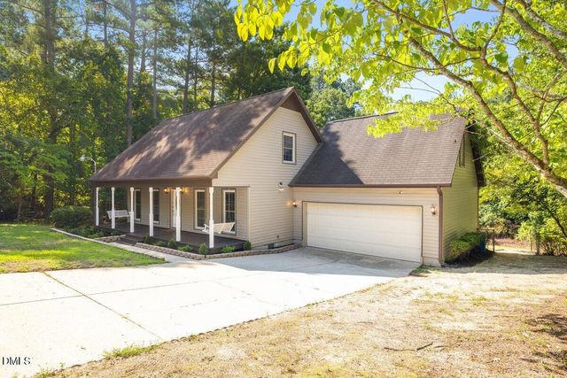 424 Newburgh Drive, Fayetteville, NC 28311