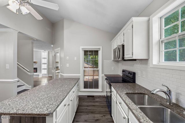 424 Newburgh Drive, Fayetteville, NC 28311