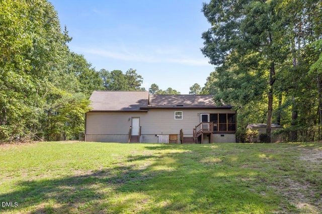 424 Newburgh Drive, Fayetteville, NC 28311