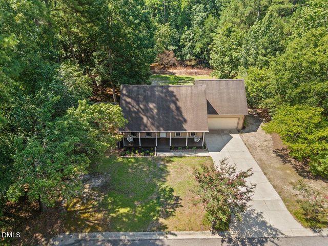 424 Newburgh Drive, Fayetteville, NC 28311