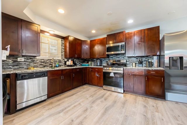 531 E 87th Street, Chicago, IL 60619