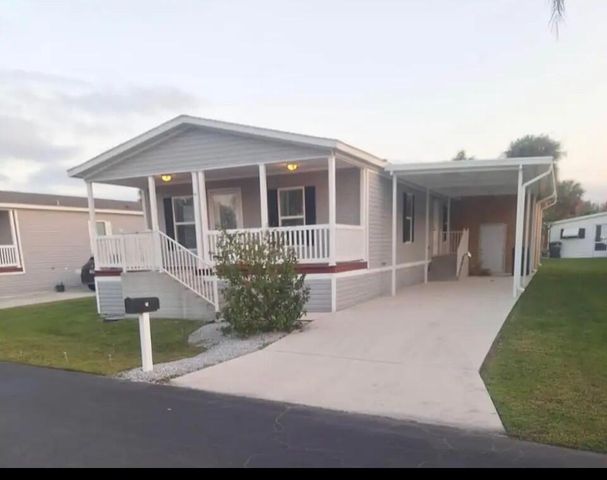 76 Sandhill Boulevard, Fort Pierce, FL 34982