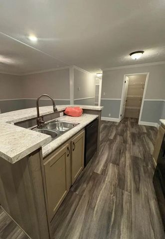 76 Sandhill Boulevard, Fort Pierce, FL 34982