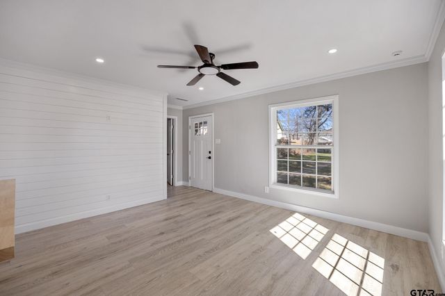 829 S College, Tyler, TX 75701