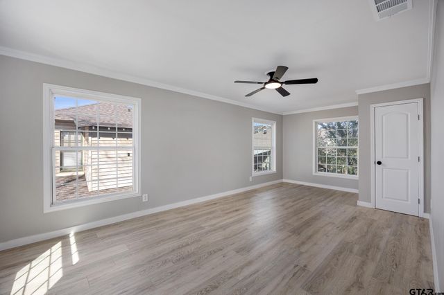 829 S College, Tyler, TX 75701