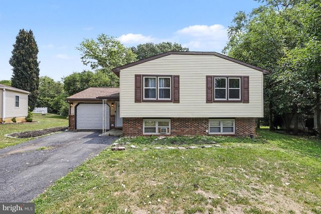 373 OAKLYN RD, Lebanon, PA 17042