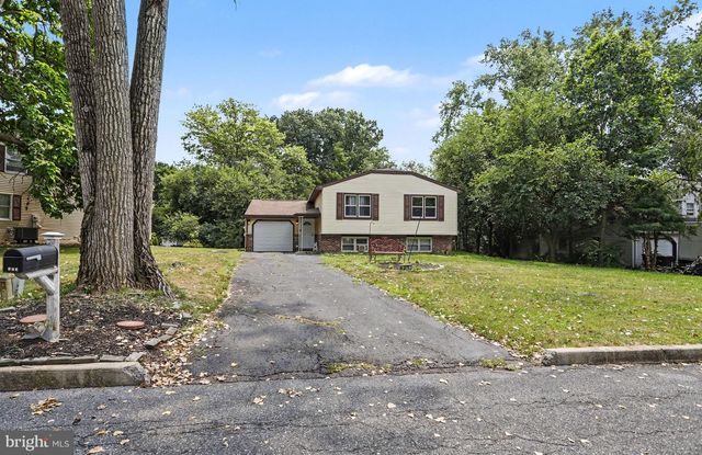 373 OAKLYN RD, Lebanon, PA 17042