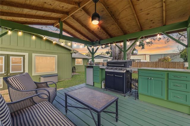 10776 124TH AVENUE N, Seminole, FL 33778