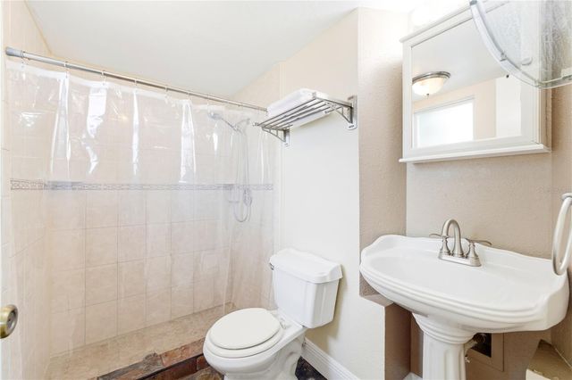 10776 124TH AVENUE N, Seminole, FL 33778