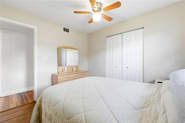 10776 124TH AVENUE N, Seminole, FL 33778