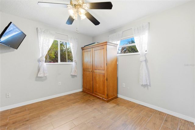 10776 124TH AVENUE N, Seminole, FL 33778