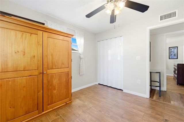 10776 124TH AVENUE N, Seminole, FL 33778