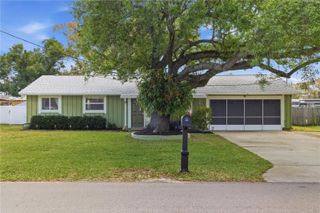 10776 124TH AVENUE N, Seminole, FL 33778