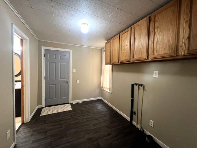 252 N Oakdale, Salina, KS 67401